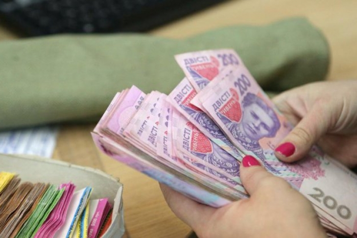 Задолженность резко возросла — заработной платы в государстве Украина