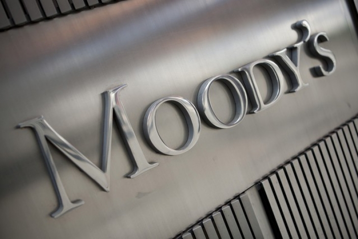 Moody's улучшило прогнозы прогноз рейтингов 9 финкомпаний РФ