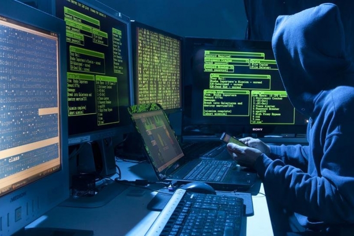 Хакеры под видом Илона Маска украли у пользователей биткоины на $170 тыс.