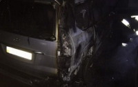 Поджог или случайность: в Днепре сгорели два автомобиля