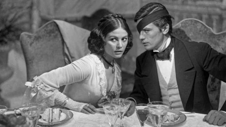 Клаудия Фигураның әлемдегі ең сексуалды рекорды: 646 бейне