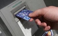 Количество платежных операций через банкоматы выросло на 412%