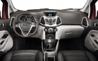 Ford поменяет оформление интерьера EcoSport
