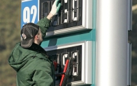 В Украине начал стремительно дорожать бензин
