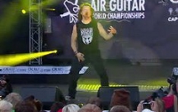 Прошел чемпионат мира по игре на воображаемой гитаре