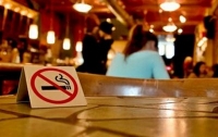 Запрет на курение снижает число инфарктов на 40% – исследование
