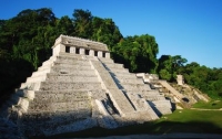 Археологи рассказали о находках в гробнице правителя племени Майя