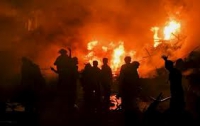 Сотни людей на фабрике в Пакистане заживо сгорели из-за халатности строителей