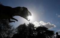 Исследователи нашли единственное объяснение гибели динозавров — CNN