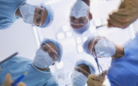 В Днепре провели операцию, за которой наблюдали 325 врачей (видео)