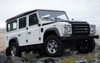 Land Rover выпускает ограниченную серию модели Defender 4x4 – Defender Fire и Defender Ice
