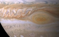 Опубликовано фото урагана на Юпитере
