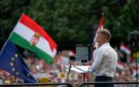 Оппонент Виктора Орбана провел крупномасштабный митинг