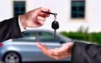 В Украине упростили покупку авто и замену прав