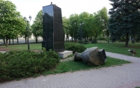В Харькове ночью повалили бюст маршала СССР Георгия Жукова