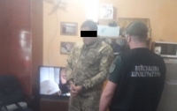 В Запорожье военный требовал деньги у бывшей возлюбленной