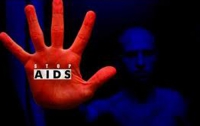 Януковичу придется взять проблему ВИЧ/СПИД под личный контроль
