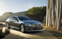 Lexus представил в Детройте флагманский седан LS