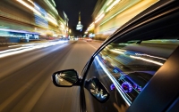 Водителям разрешили разгоняться до 140 км в час