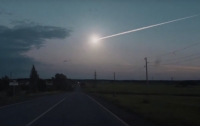 Падение яркого метеорита в Подмосковье сняли на видео