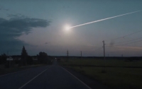 Падение яркого метеорита в Подмосковье сняли на видео