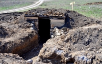 В Луганске построили фашистские блиндажи (ФОТО)