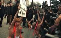 Активисток FEMEN депортируют из Турции