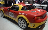 Fiat покаже у Нью-Йорку спецверсію 124 Spider
