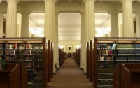 Украинскую библиотеку в Москве закрыли ради удобства читателей