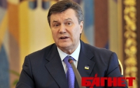 Янукович тайно встретился с Коморовским  