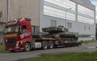 У Польщі показали танки Leopard, які відновлюють для ЗСУ