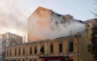 В Подольском районе Киева произошел пожар в офисном здании