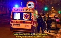 В центре Киева подрезали мужчину
