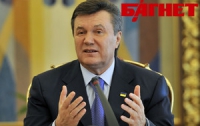 В Николаеве милиционеры просят жителей не кидать в Януковича яйца