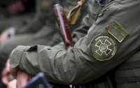 В Киеве со стрельбой задержали пьяного рецидивиста, прорывавшегося через блокпост