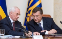 В ПР говорят, что Янукович и Азаров – одна команда