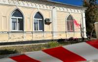 У Миколаєві розшукують невідомих, які облили синагогу червоною фарбою