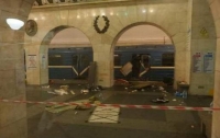 Взрыв в метро Петербурга: предполагаемый террорист попал на камеры видеонаблюдения