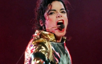 Перчатку Майкла Джексона продали за $180 тыс