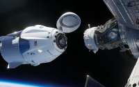 Crew Dragon успешно состыковался с МКС (видео)