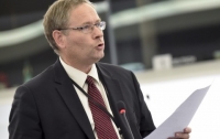 В Европарламенте представитель партии Ле Пен выступил против безвиза для Украины