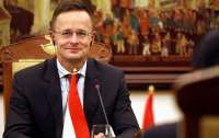 Глава МИД Венгрии поприветствовал отказ Сербии от антироссийских санкций