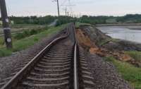 Росіяни нищать зв'язок з Україною через залізницю