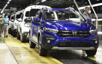 Groupe Renault выпустила новые Logan и Sandero
