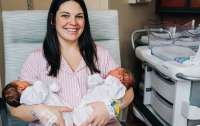 Американка з двома матками народила двох немовлят в різні дні