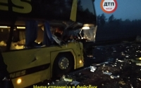 Автобус с украинцами попал в масштабное ДТП в Чехии