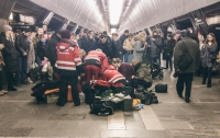 В Киеве на станции метро умерла 9-летняя девочка