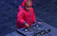Трехлетний диджей стал победителем шоу талантов