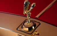 Rolls-Royce сделал золотые лимузины для китайского миллиардера