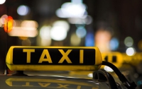 Возбуждено уголовное дело за подделку документов и липовые лицензии для таксистов